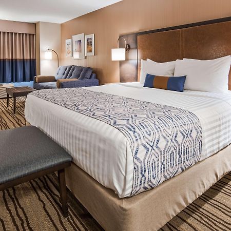 Best Western Plus Calgary Centre Inn Bagian luar foto