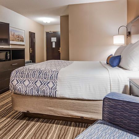 Best Western Plus Calgary Centre Inn Bagian luar foto