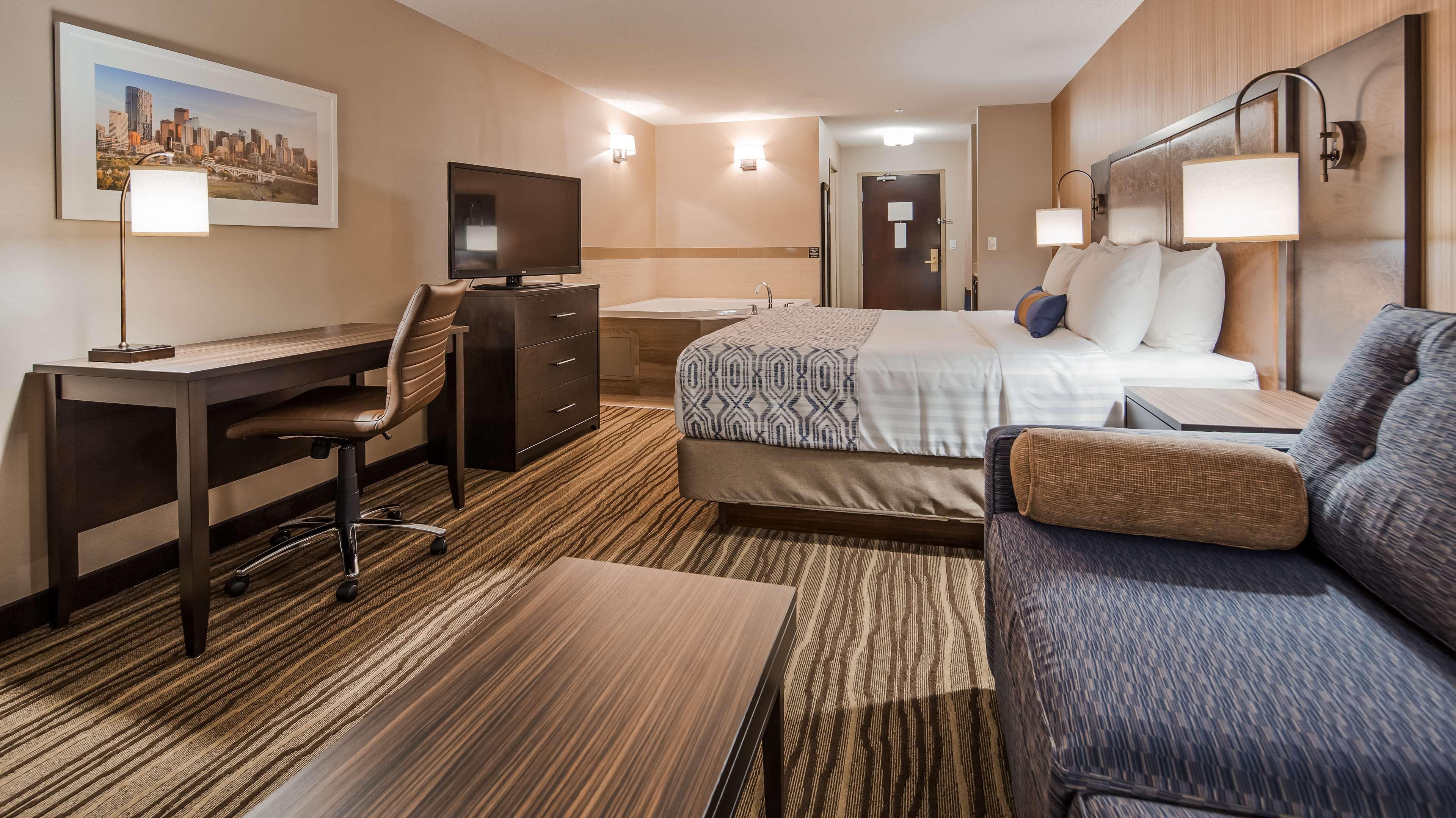 Best Western Plus Calgary Centre Inn Bagian luar foto