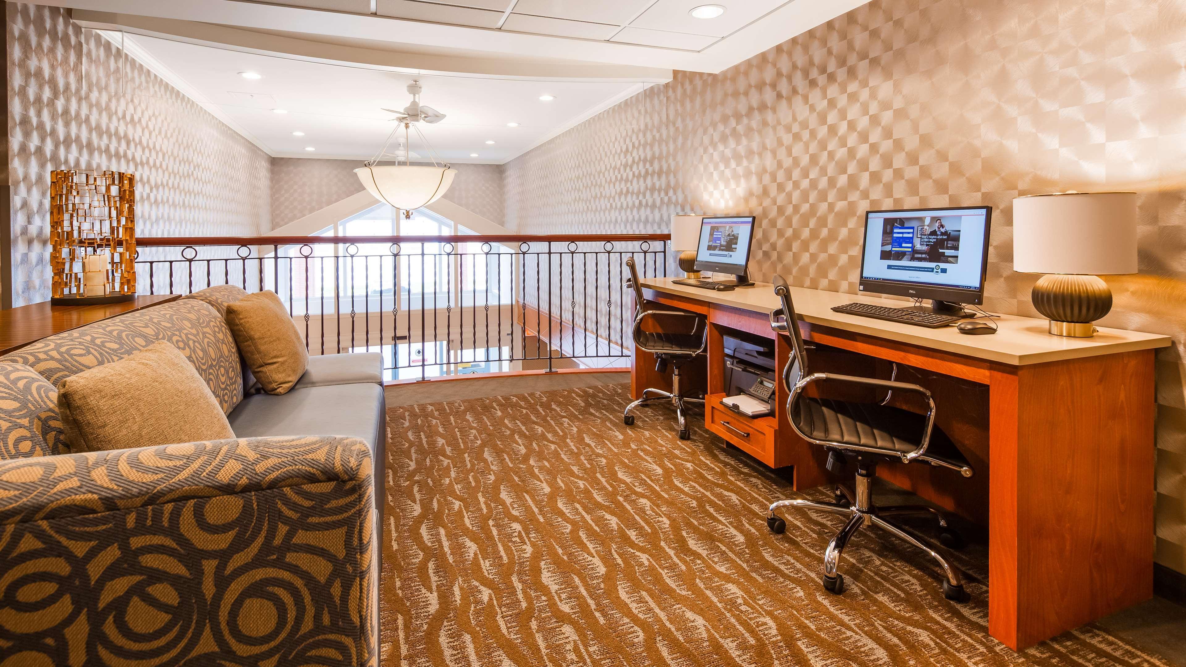 Best Western Plus Calgary Centre Inn Bagian luar foto
