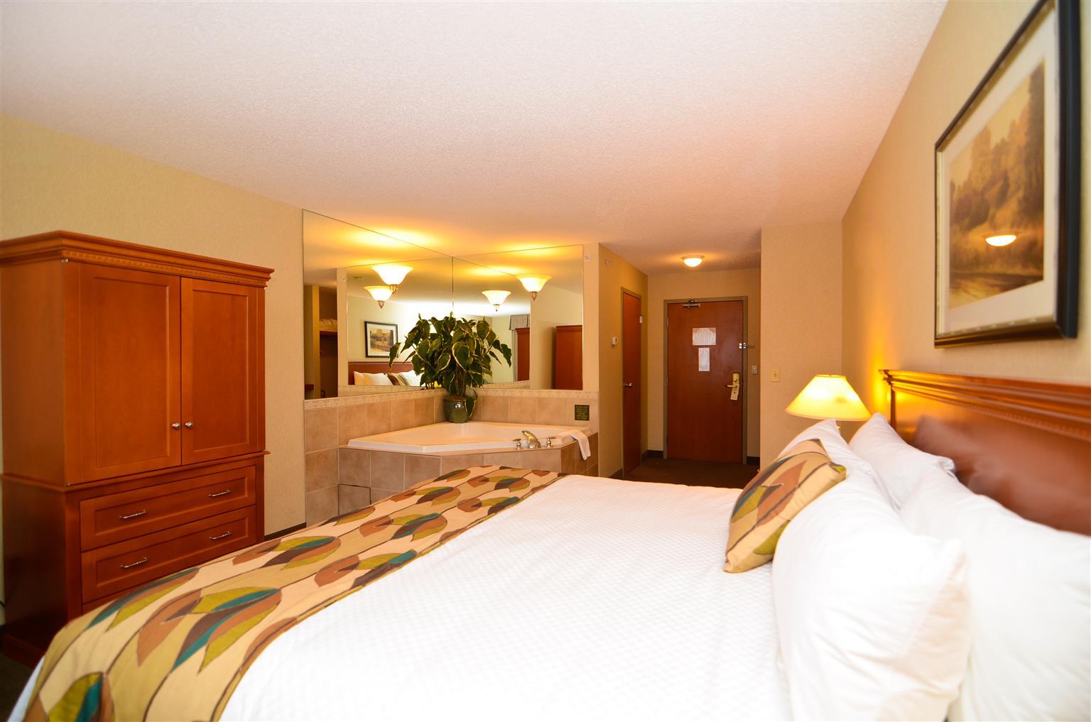 Best Western Plus Calgary Centre Inn Bagian luar foto