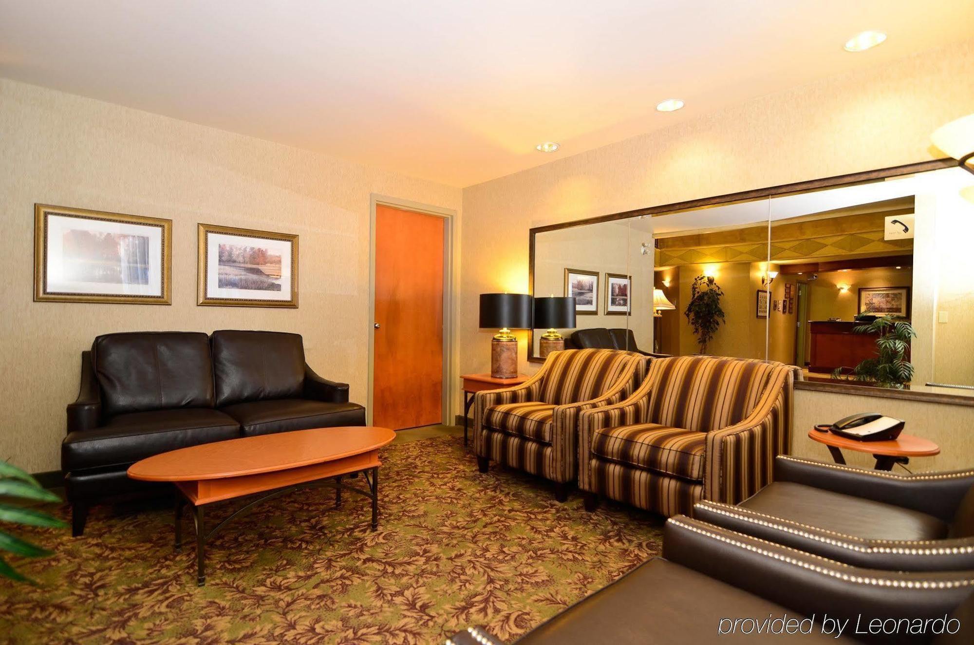 Best Western Plus Calgary Centre Inn Bagian luar foto