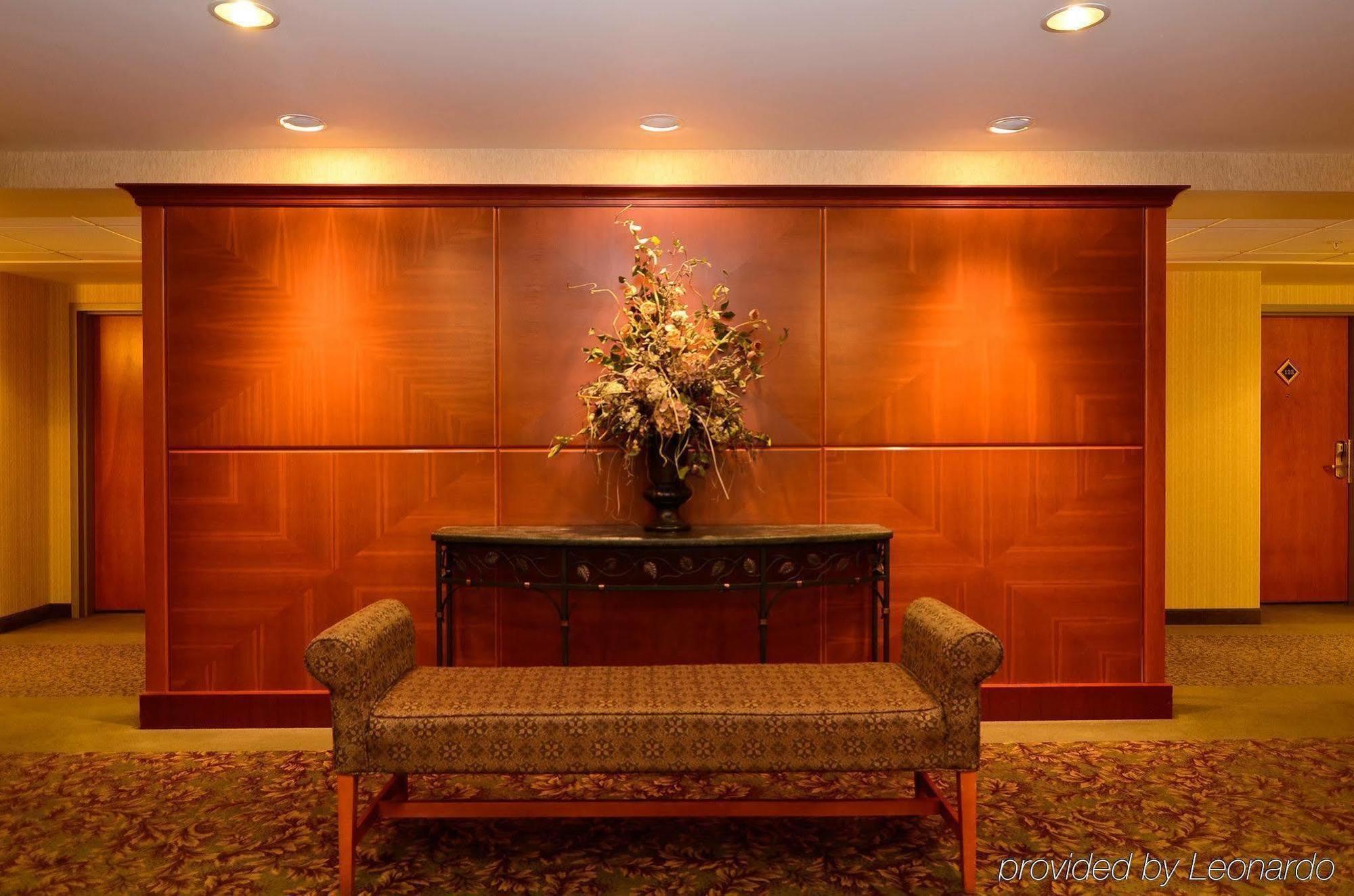 Best Western Plus Calgary Centre Inn Bagian luar foto