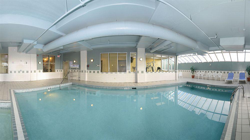 Best Western Plus Calgary Centre Inn Bagian luar foto